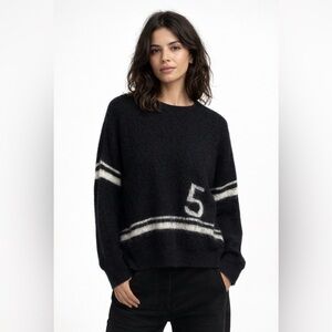 5 PREVIEW made in Italy - Black and White Sweater